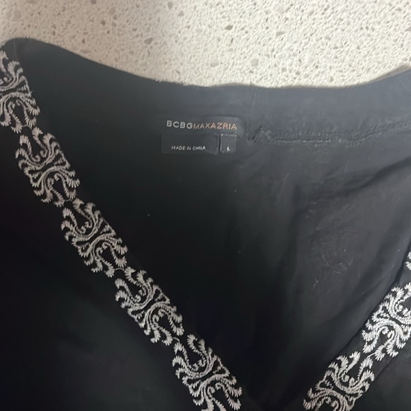 BCBG MaxAzria Top - Picture 3 of 3